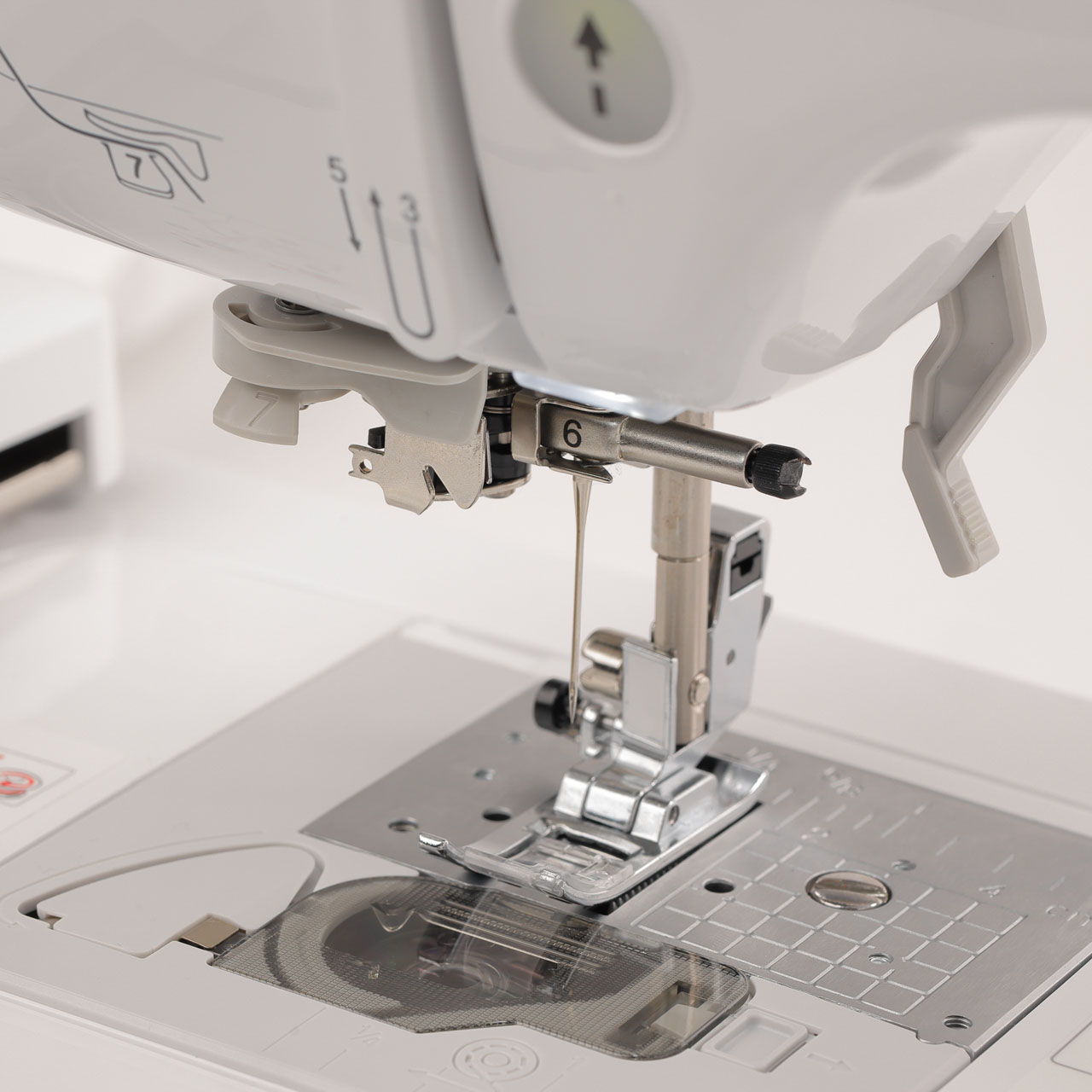 Macchina per cucire e ricamare Brother M380D - immagine 7